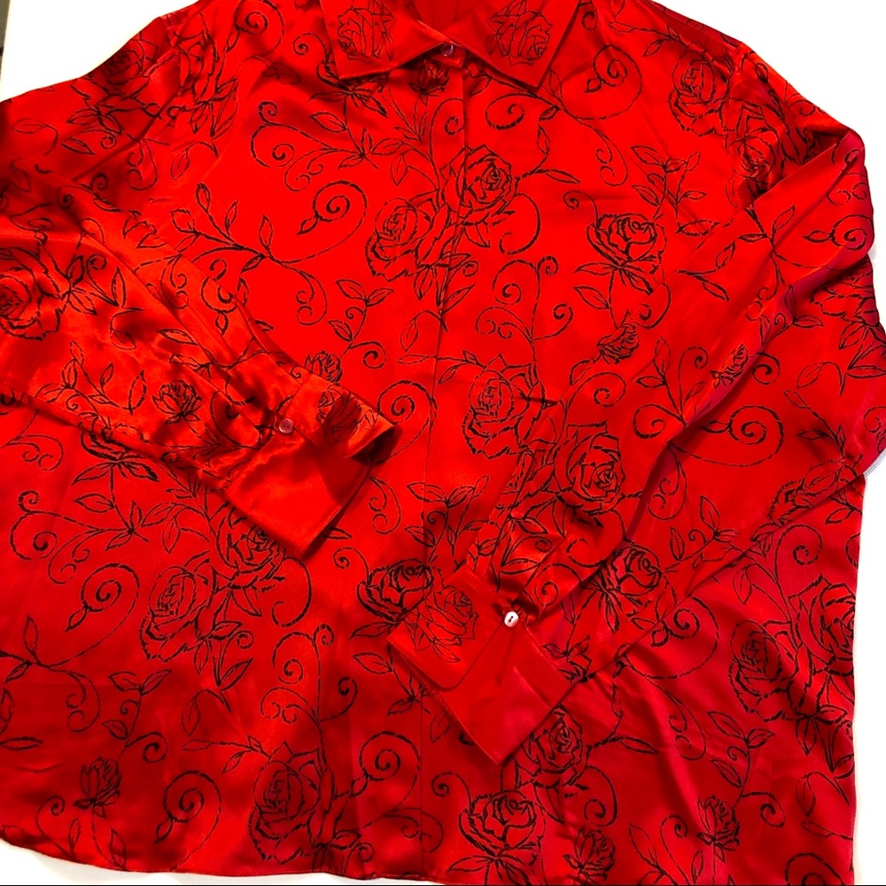 •Vintage• Red Silk Blouse - Picture 5 of 6